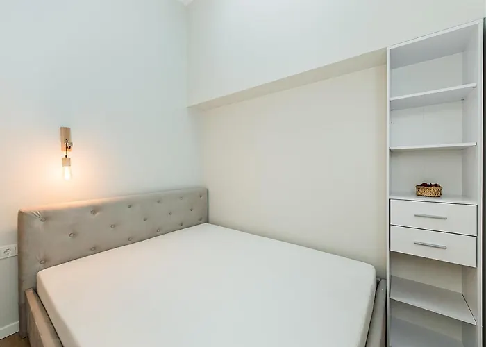 Malunelis פלאנגה